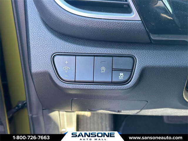 Vehicle image 18 of 33