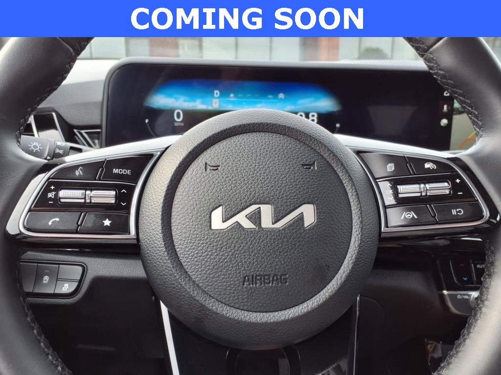 Vehicle image 22 of 24