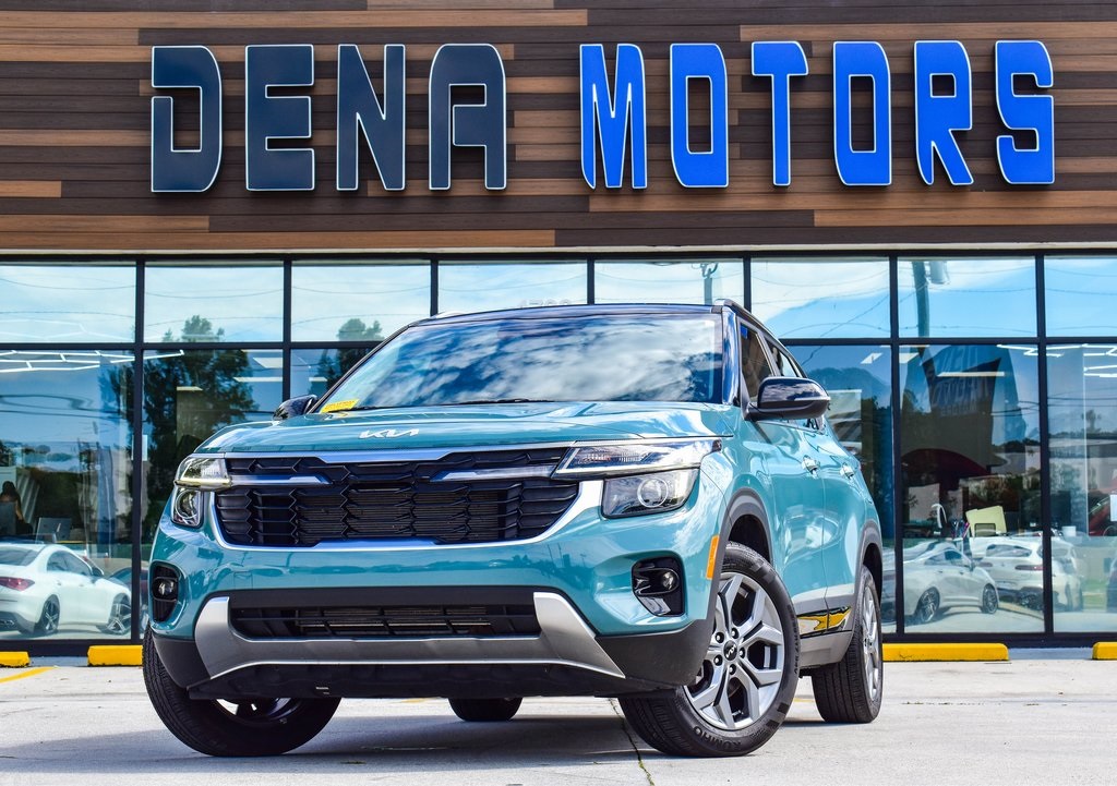Vehicle image 1 of 32