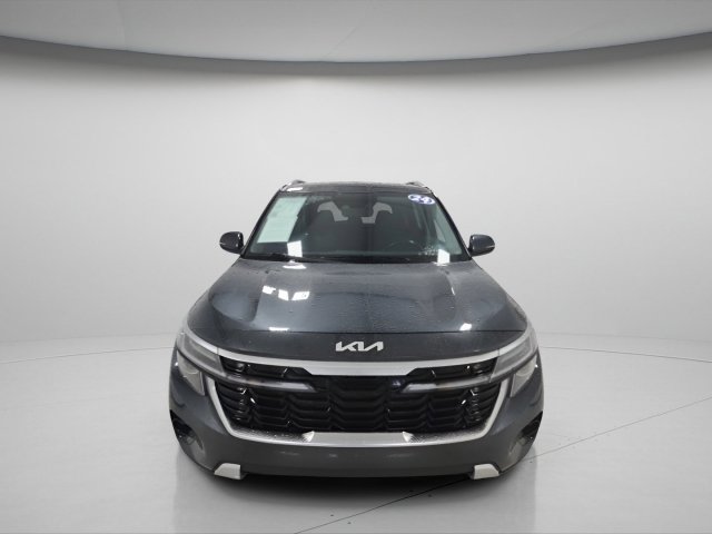 Vehicle image 2 of 30