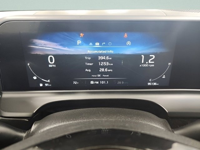 Vehicle image 19 of 30