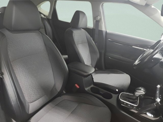 Vehicle image 8 of 30