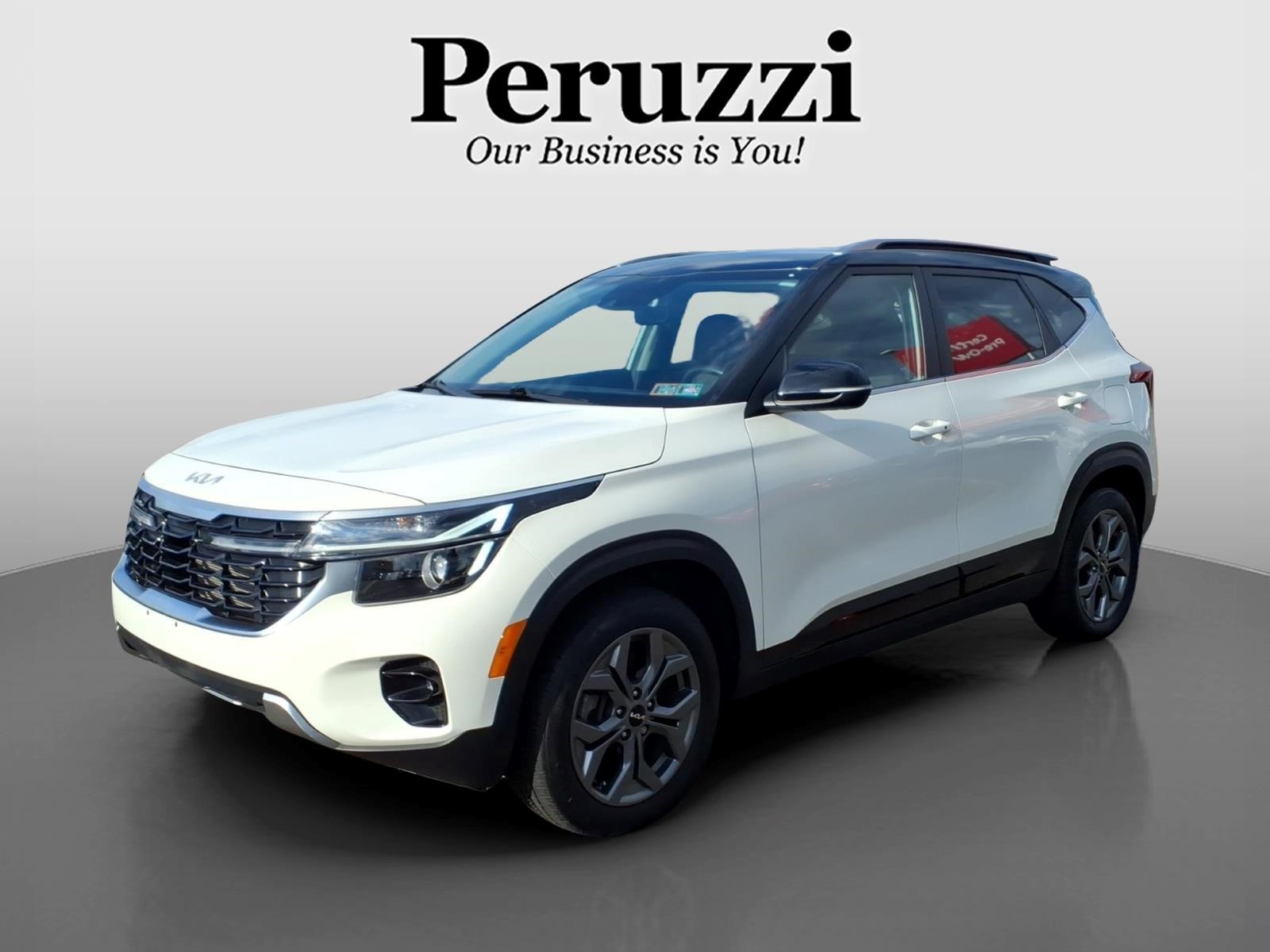 2024 Kia Seltos S Image 2 of 31