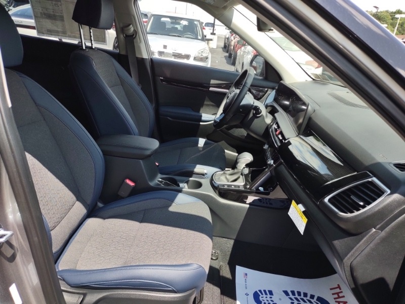 Vehicle image 21 of 21