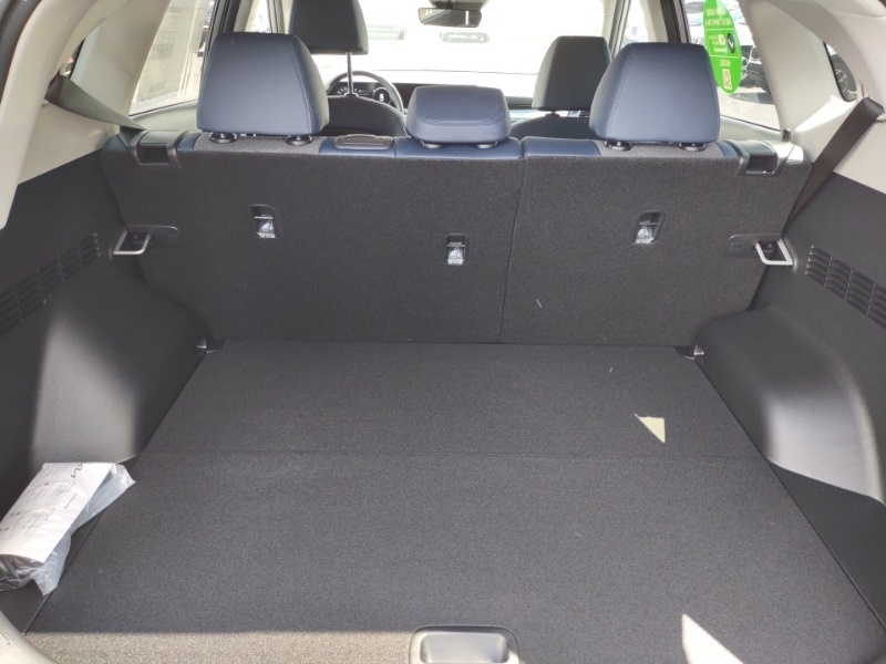 Vehicle image 19 of 21