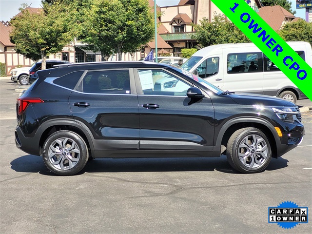 Vehicle image 5 of 32