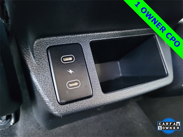 Vehicle image 19 of 32