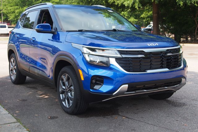 Vehicle image 3 of 31