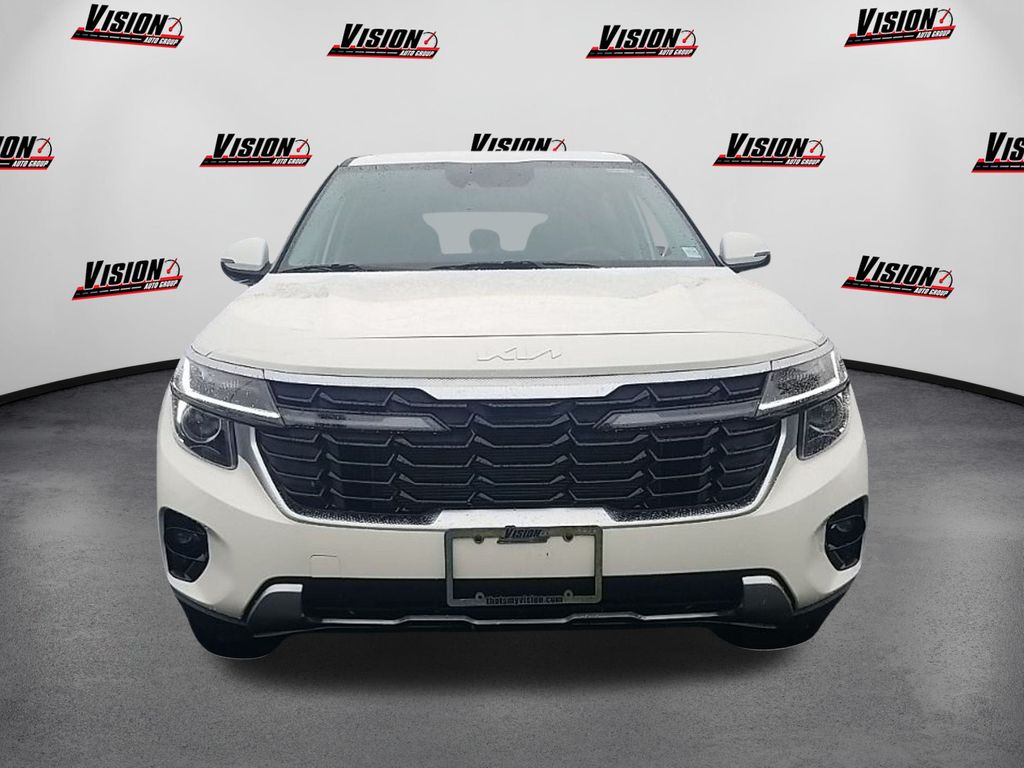 Vehicle image 5 of 55