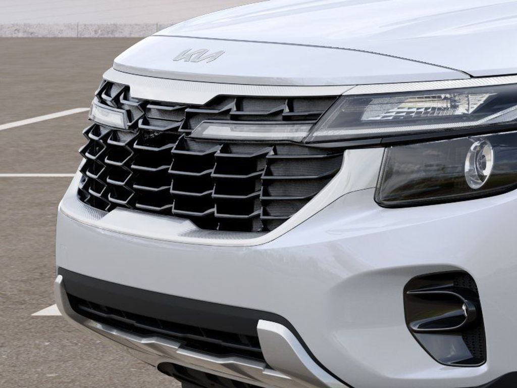 Vehicle image 38 of 55
