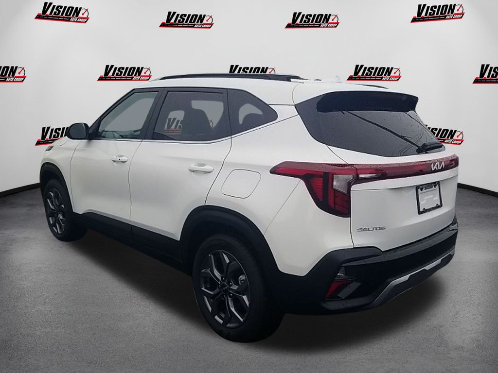 Vehicle image 17 of 55