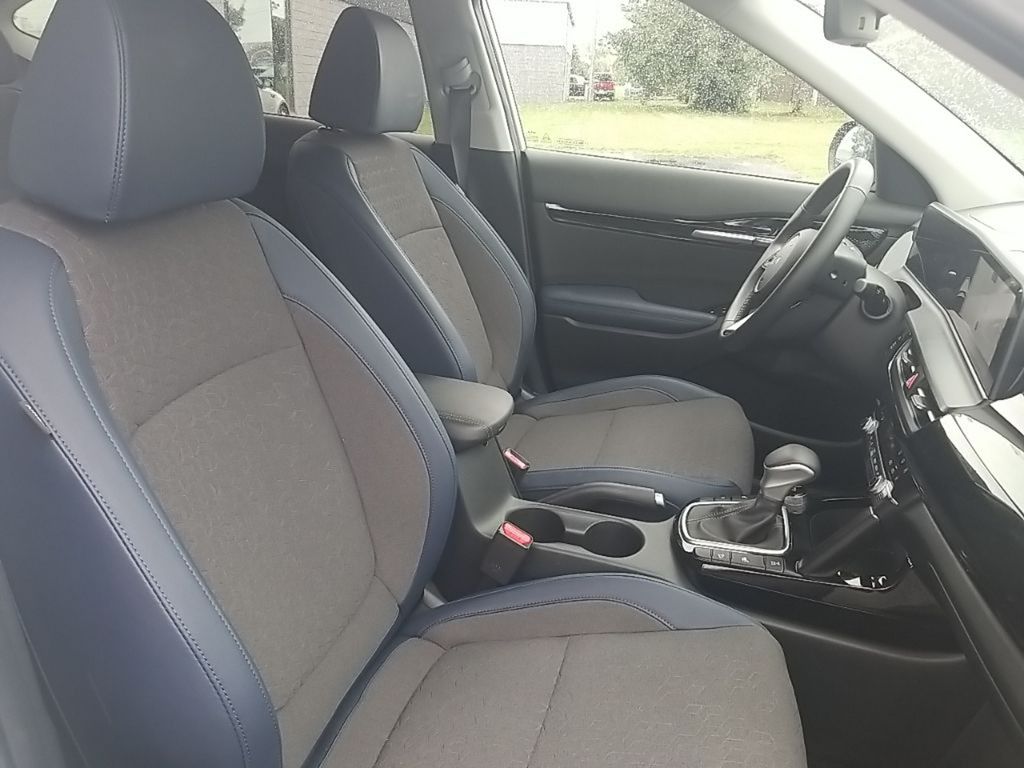 Vehicle image 24 of 55