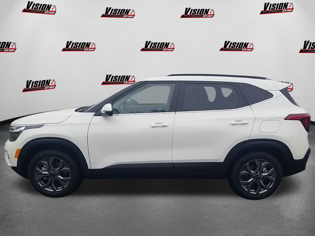 Vehicle image 18 of 55