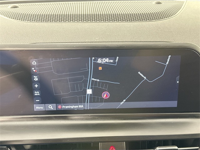 Vehicle image 26 of 32