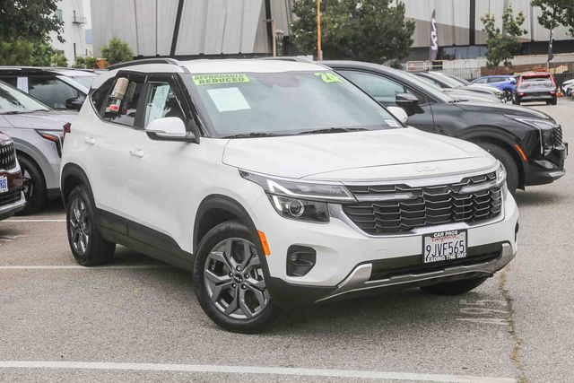 2024 Kia Seltos S Image 3 of 27