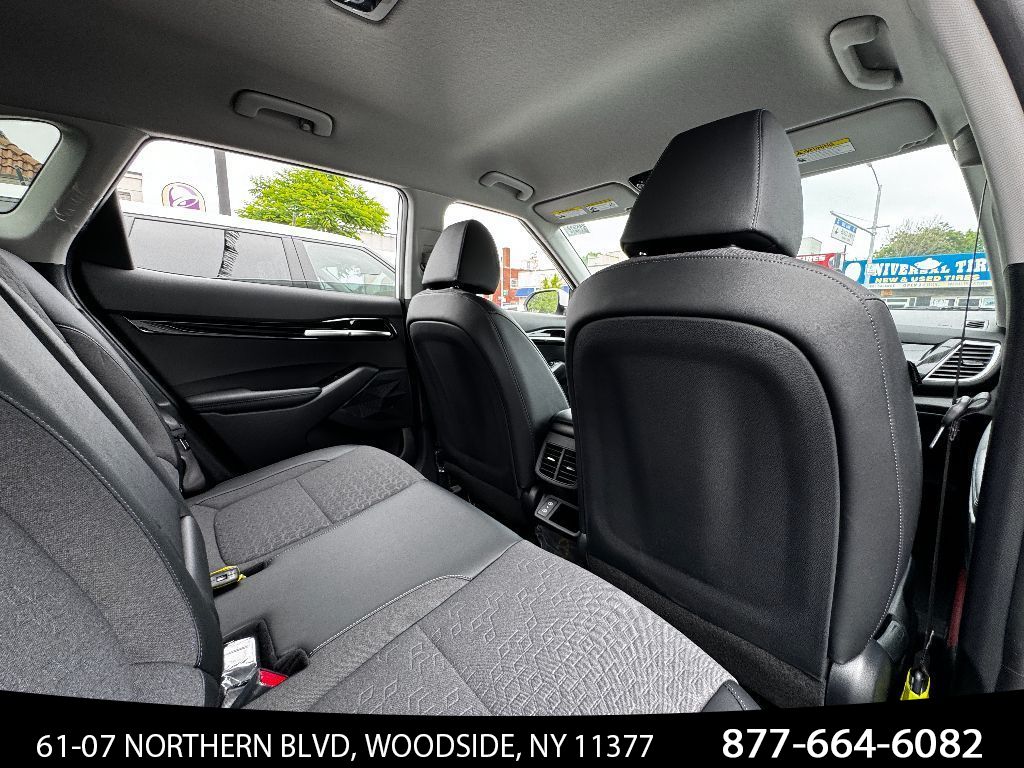Vehicle image 26 of 27