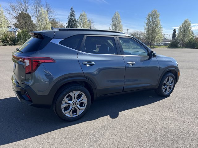 Vehicle image 5 of 25