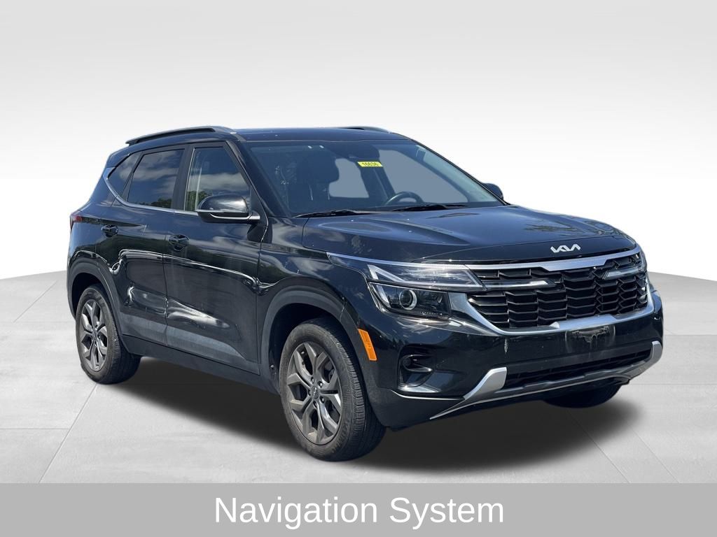 Vehicle image 3 of 28