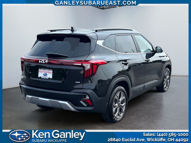 Vehicle image 5 of 28