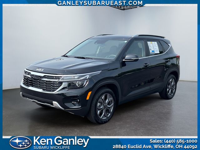 Vehicle image 1 of 28