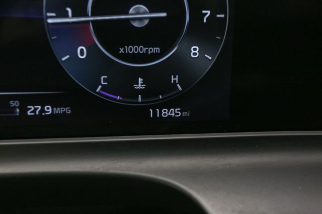 Vehicle image 23 of 46