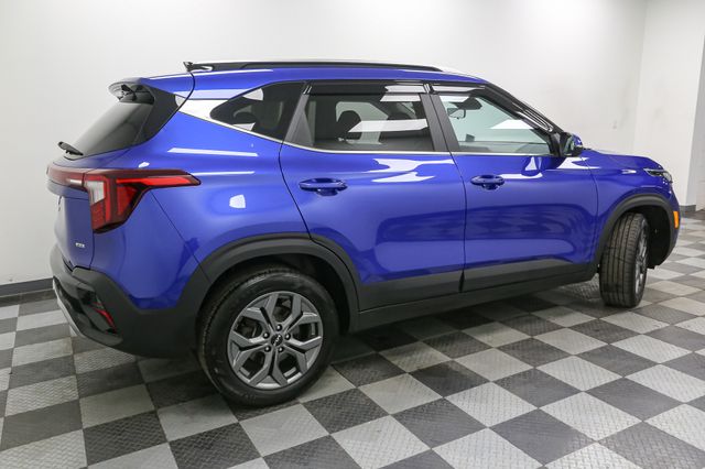 Vehicle image 9 of 46