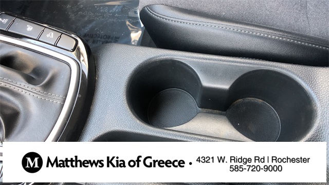 Vehicle image 27 of 34