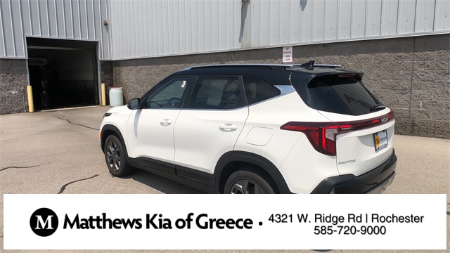 Vehicle image 7 of 34