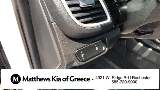 Vehicle image 13 of 34