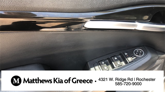 Vehicle image 18 of 34