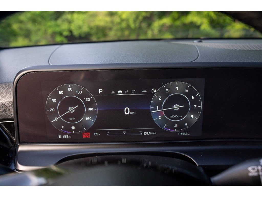 Vehicle image 29 of 41