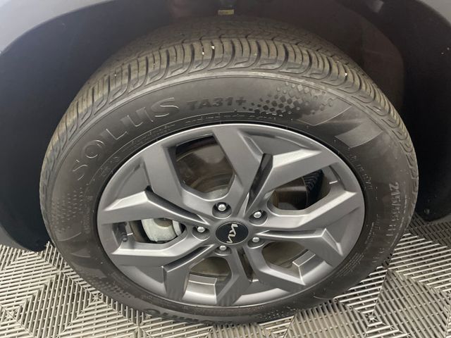Vehicle image 33 of 33