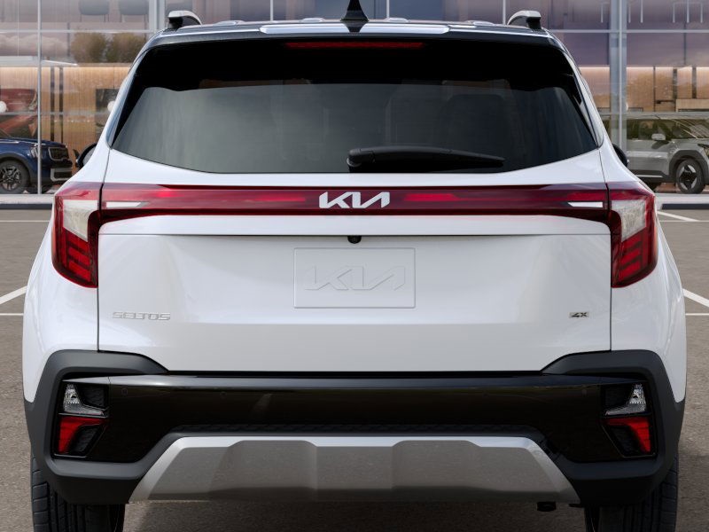 Vehicle image 13 of 27