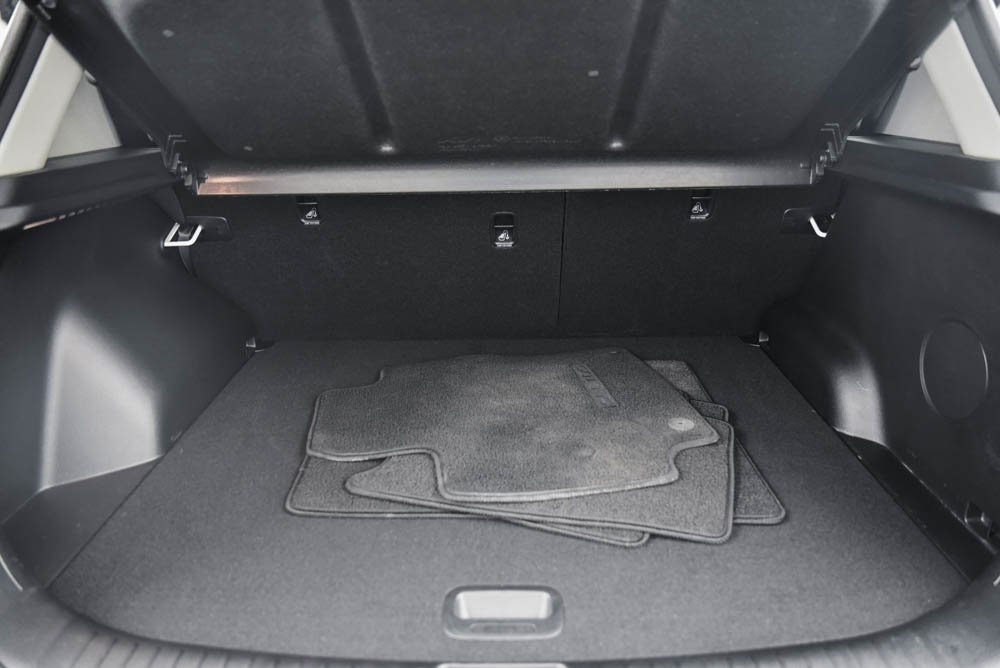 Vehicle image 12 of 25