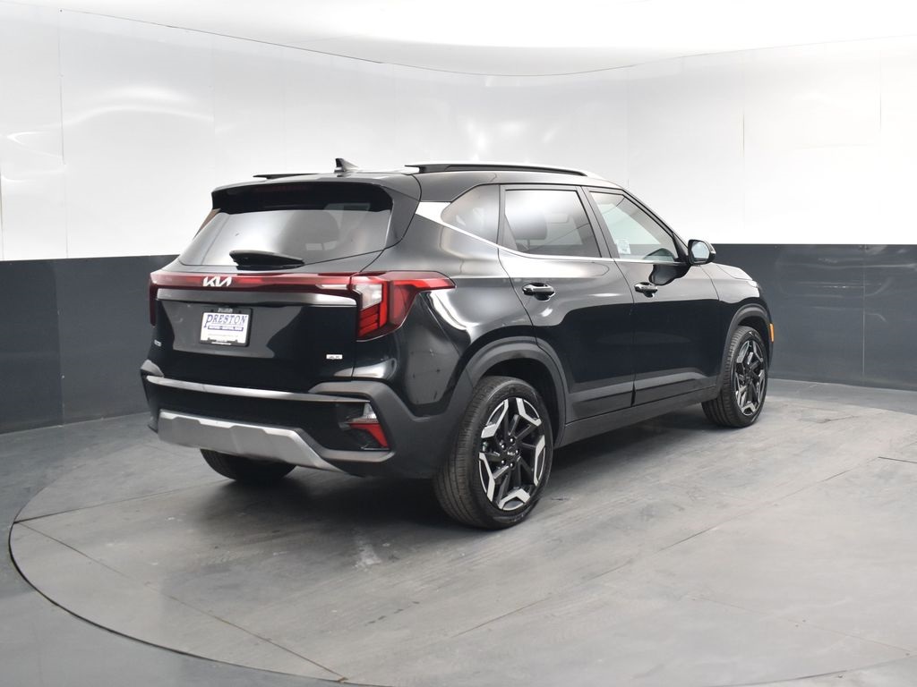 Vehicle image 7 of 30