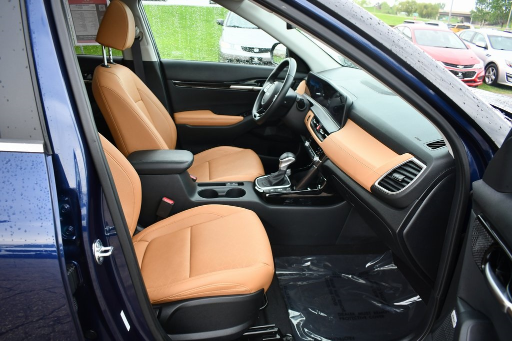 Vehicle image 19 of 29