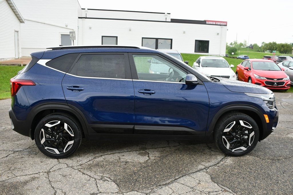 Vehicle image 5 of 29