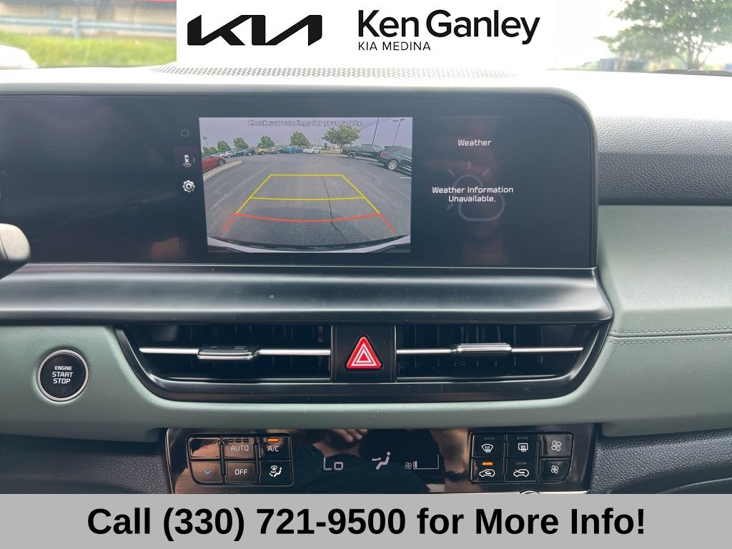 Vehicle image 35 of 69
