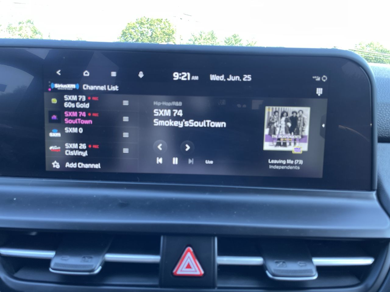 Vehicle image 17 of 22