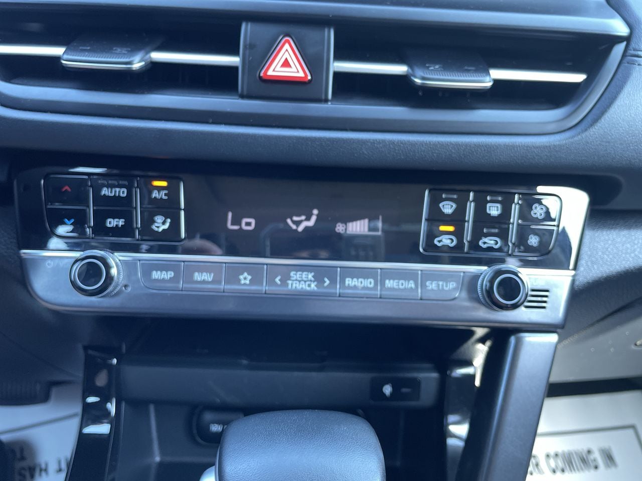 Vehicle image 21 of 22