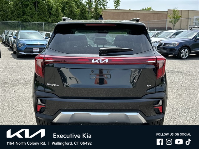 Vehicle image 5 of 25
