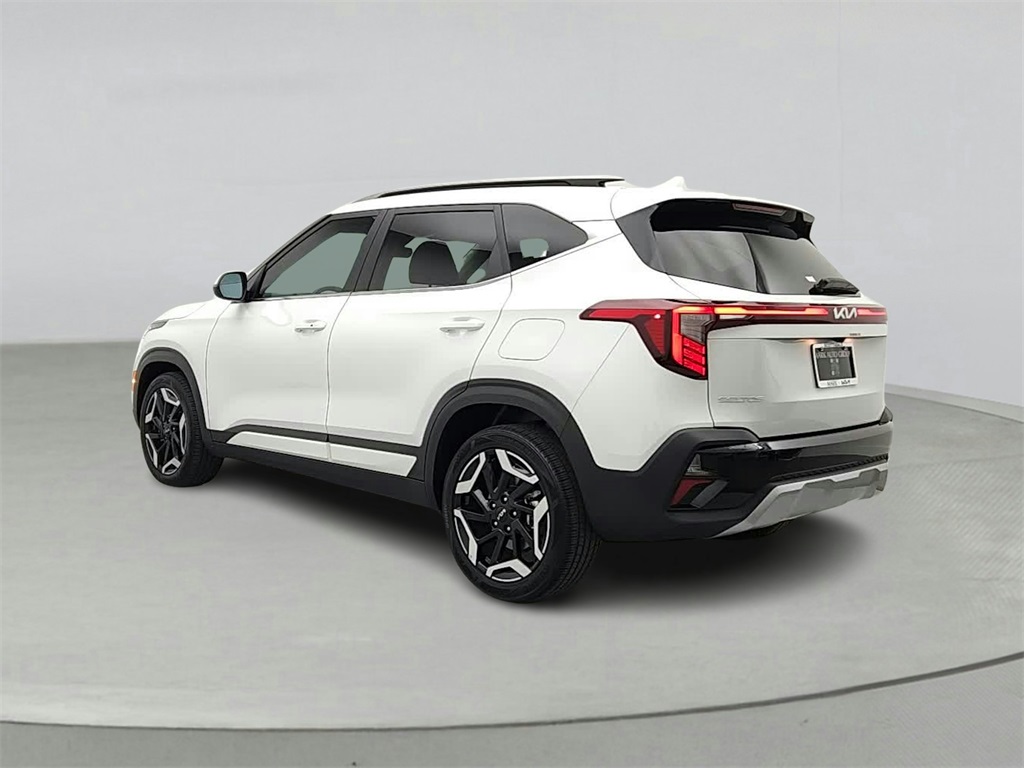 Vehicle image 7 of 29