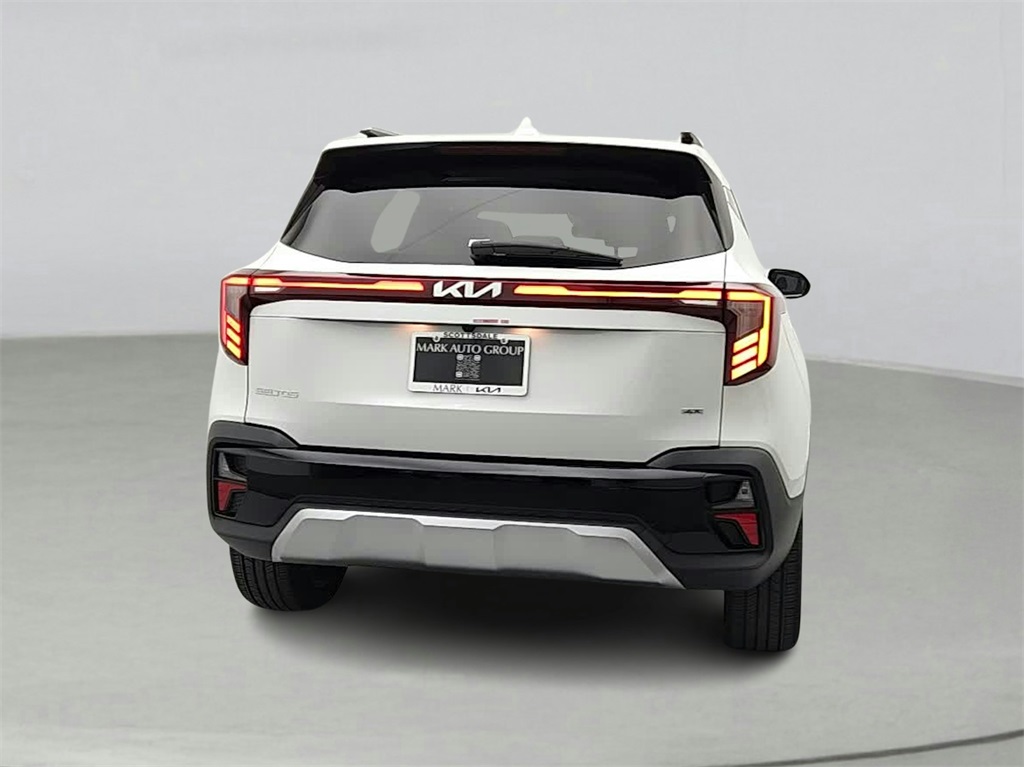 Vehicle image 6 of 29