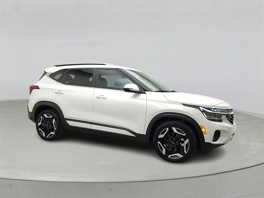 Vehicle image 2 of 29