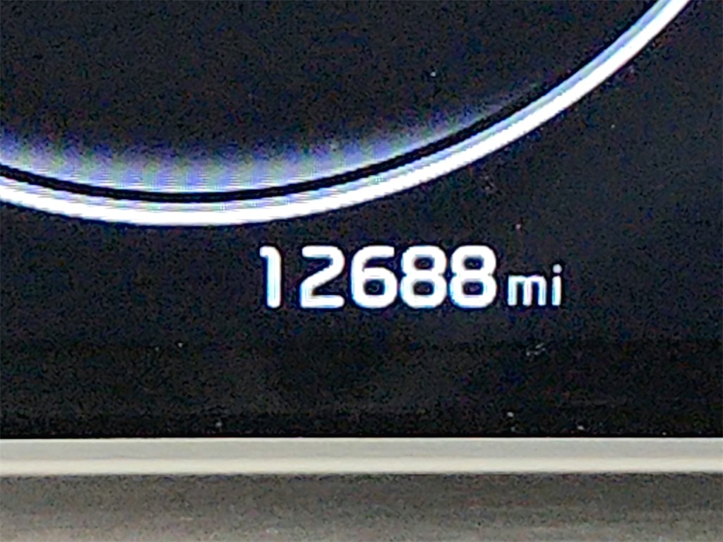 Vehicle image 12 of 29