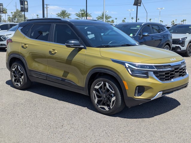 Vehicle image 3 of 12