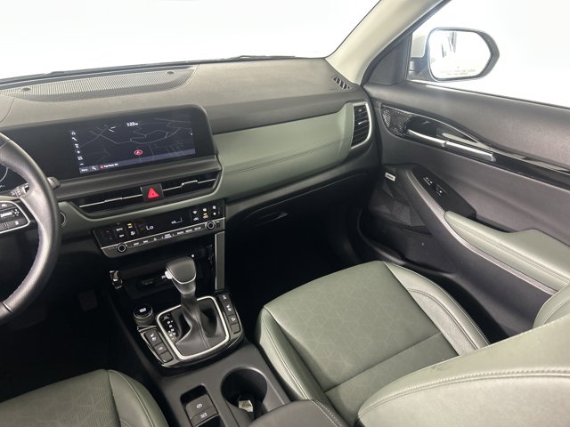 Vehicle image 39 of 47