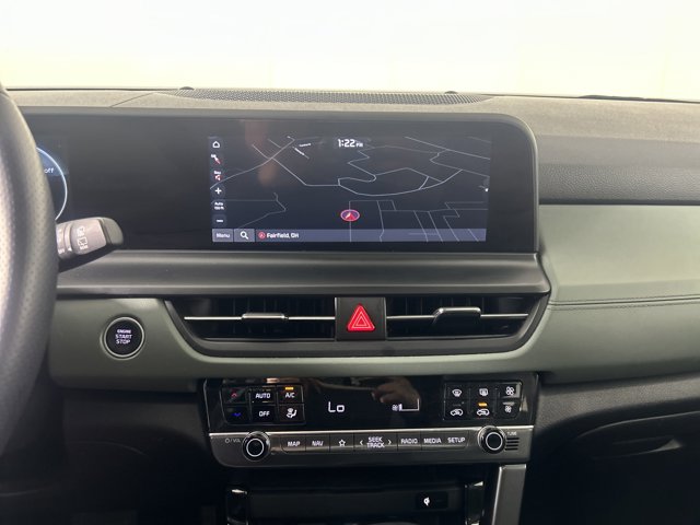 Vehicle image 22 of 47