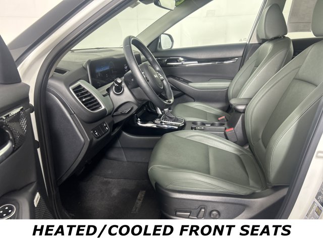 Vehicle image 13 of 47