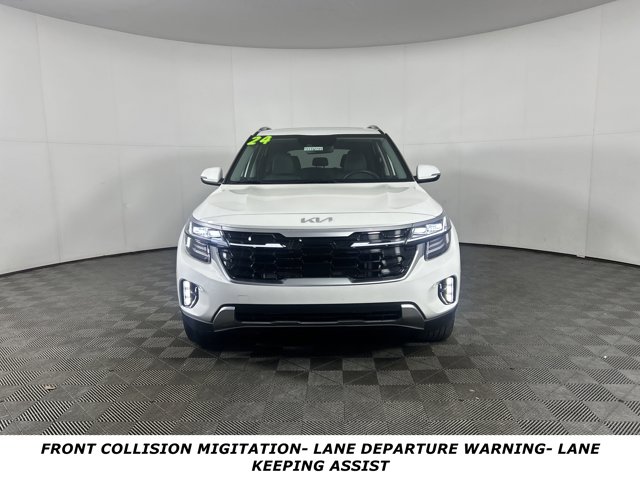 Vehicle image 2 of 47